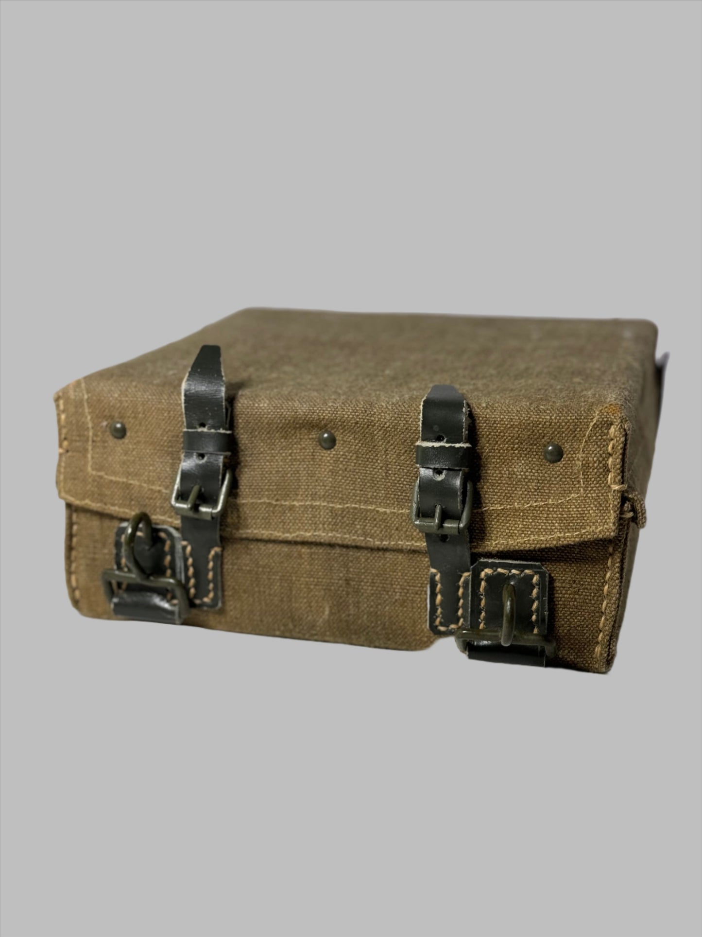 WWII ITALIAN MILITARY DYNAMITE CARRIER