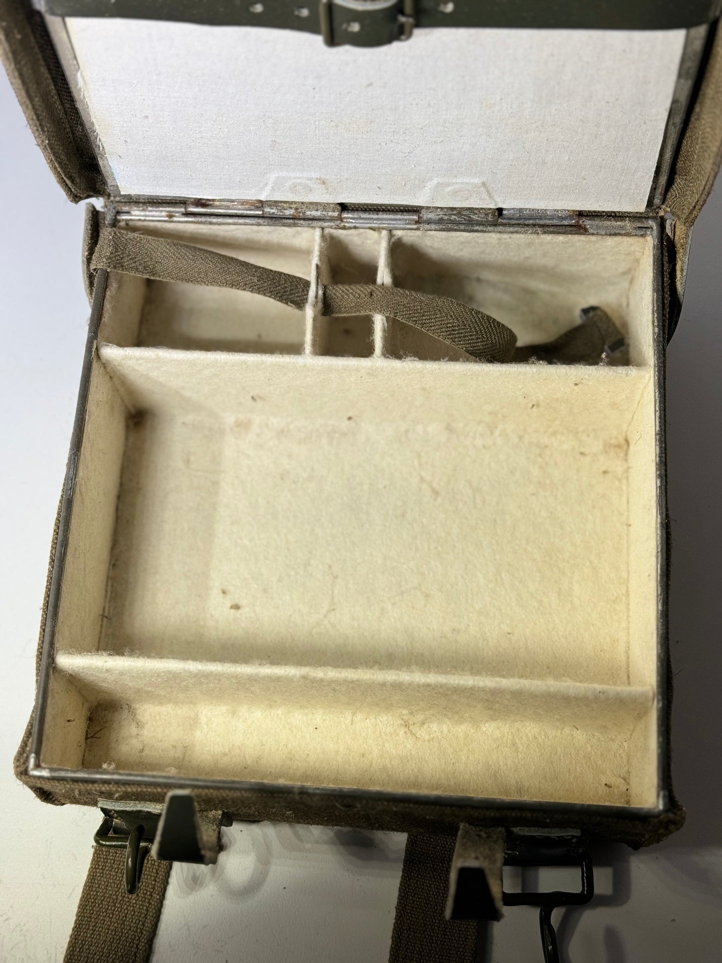 WWII ITALIAN MILITARY DYNAMITE CARRIER