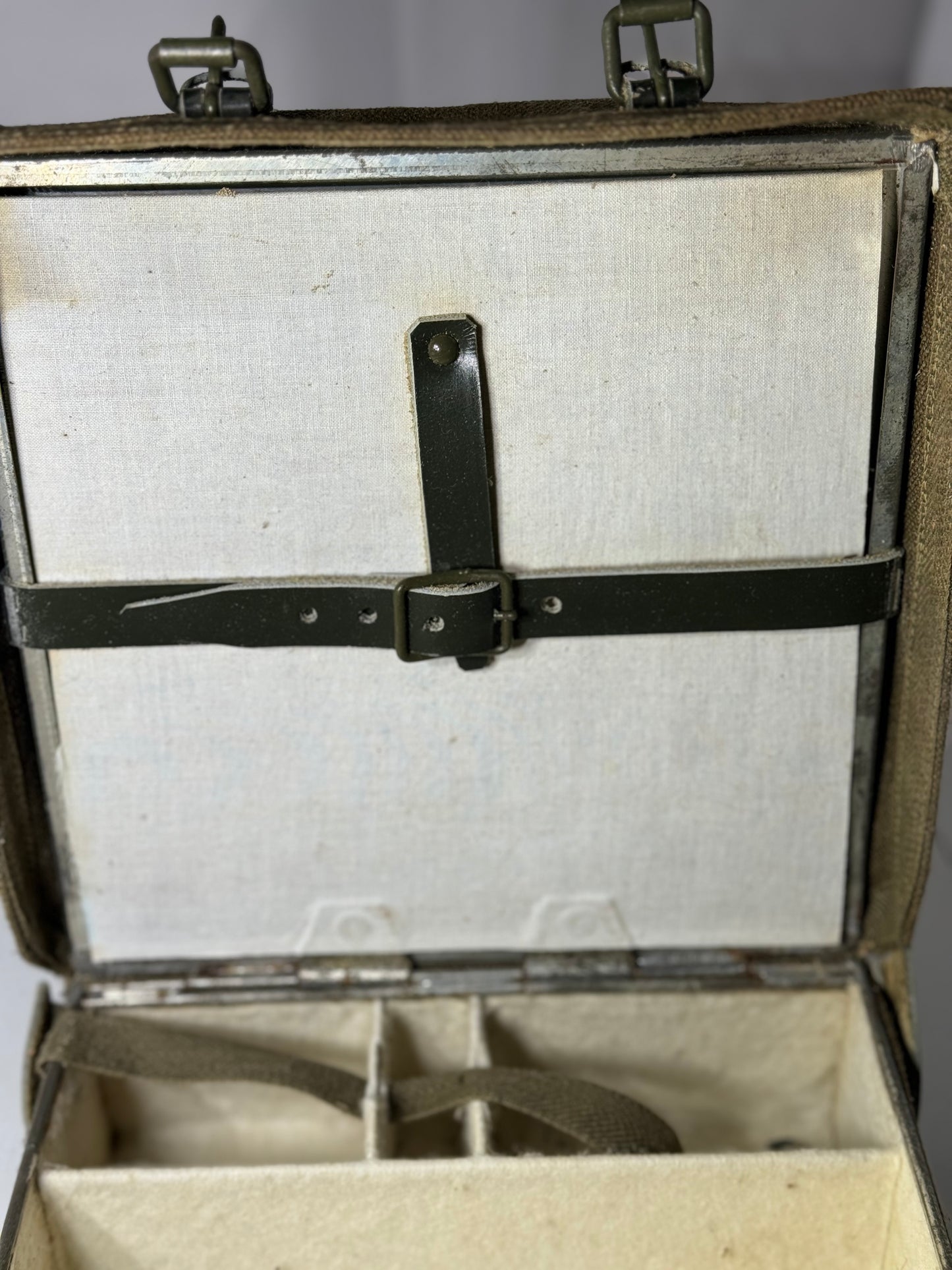 WWII ITALIAN MILITARY DYNAMITE CARRIER